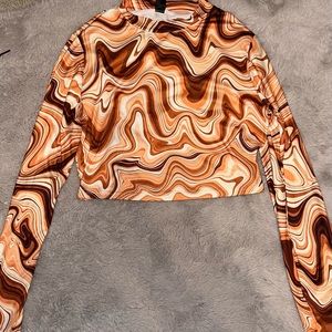 SHEIN Long Sleeve Cropped Top